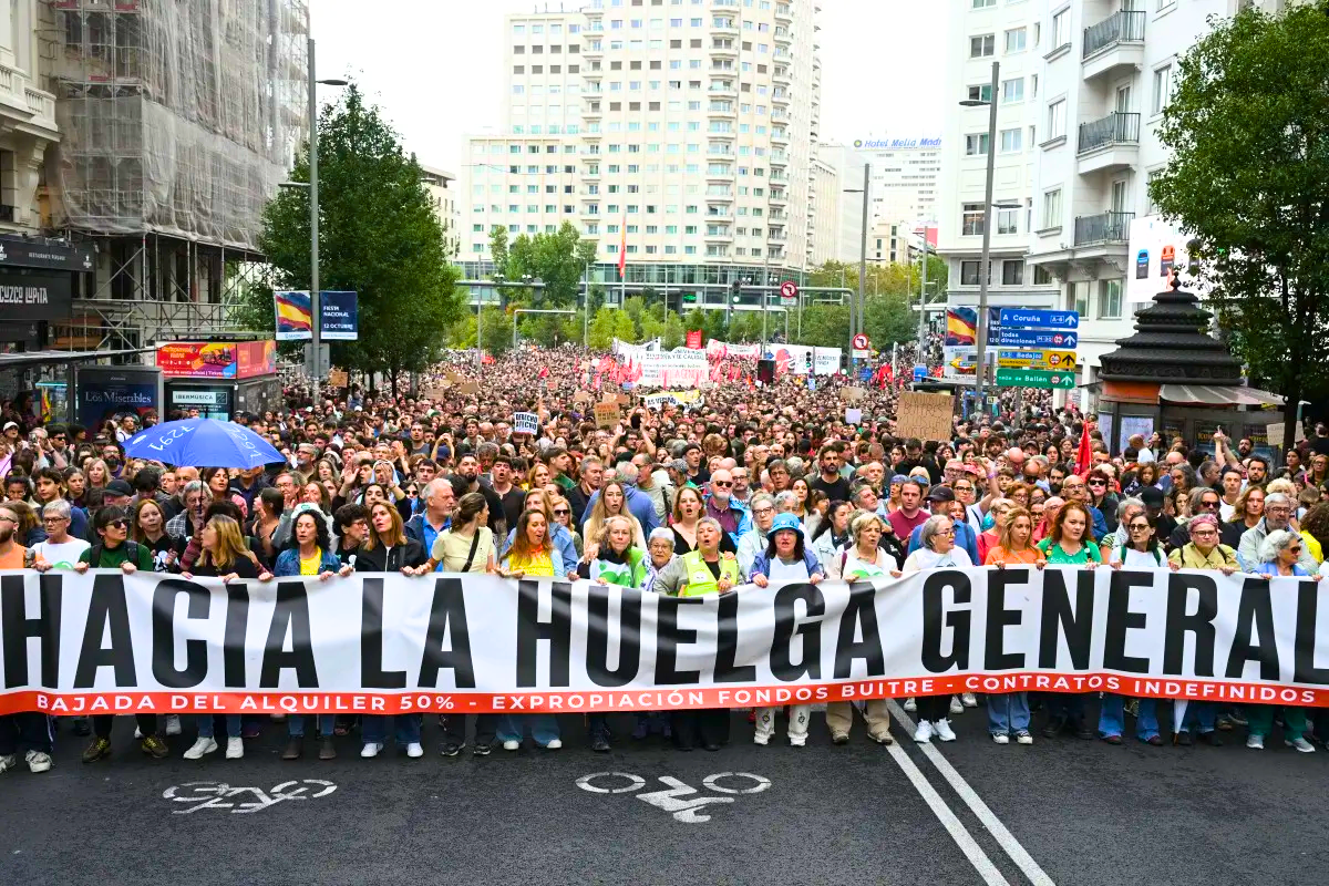 Spaniards take to the streets over housing crisis: an eyewitness account - Spring